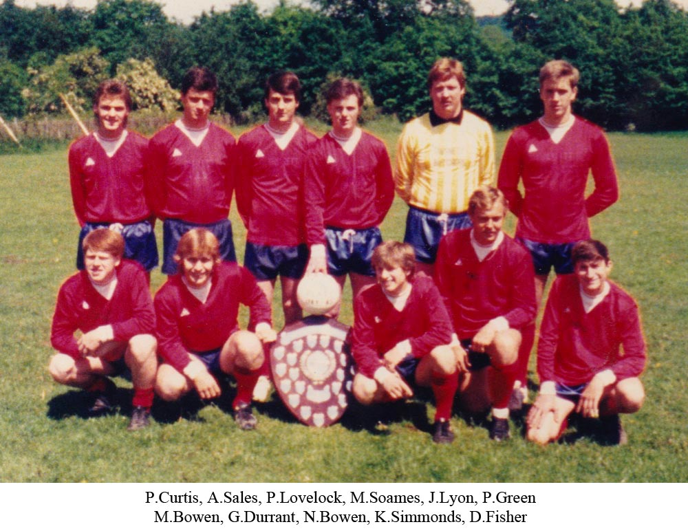 Team photo of Platt Invicta, West Kent Sunday League Division 4 Champions 1985