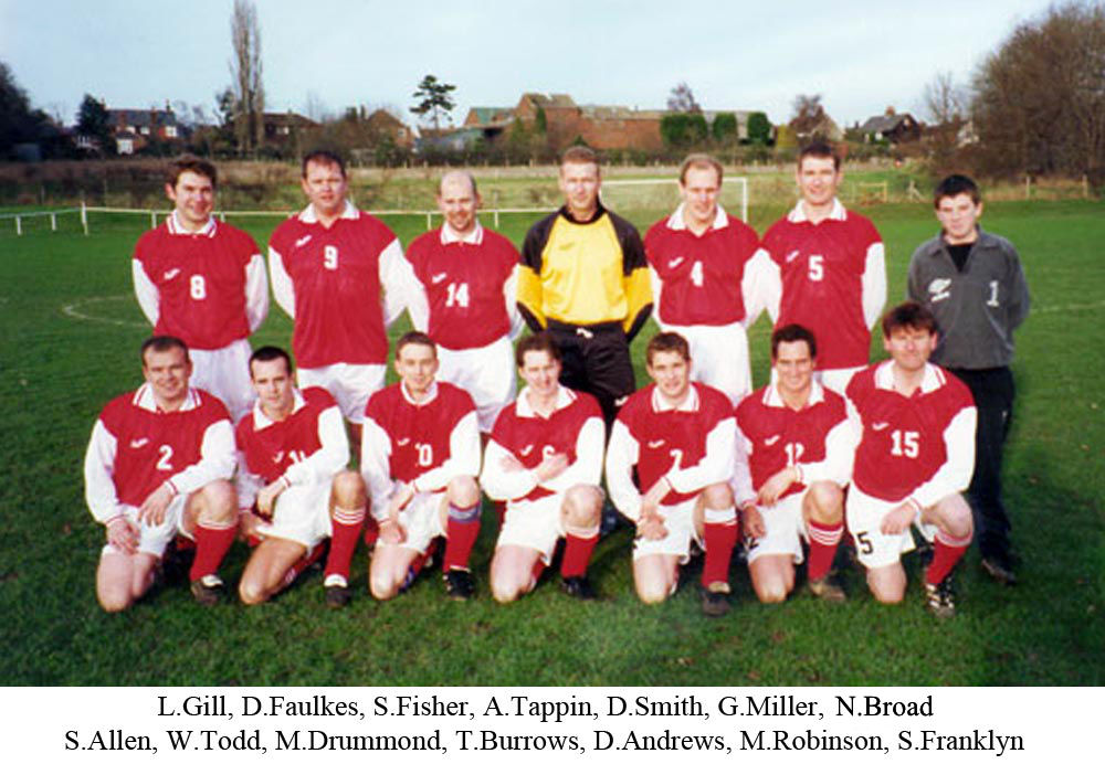 Team photo of Platt FC from 1998
